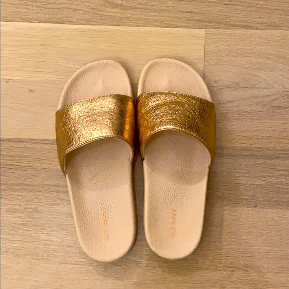 Rose gold slides